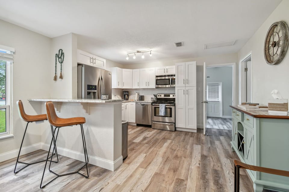 Kitchen/bar