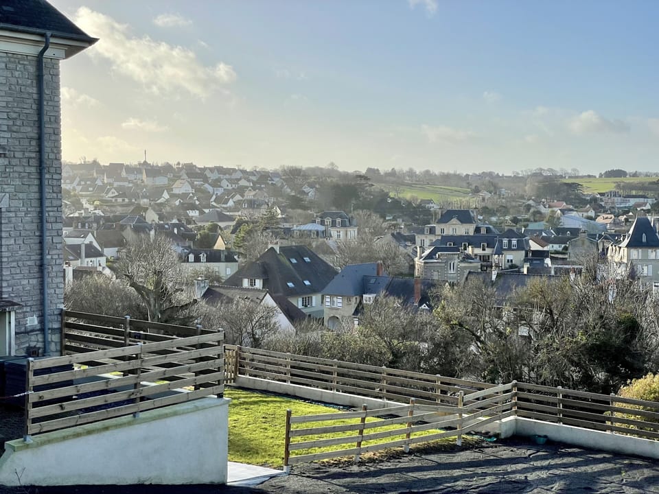 f3a0a256-7f86-4461-af79-93db4c2aaad0