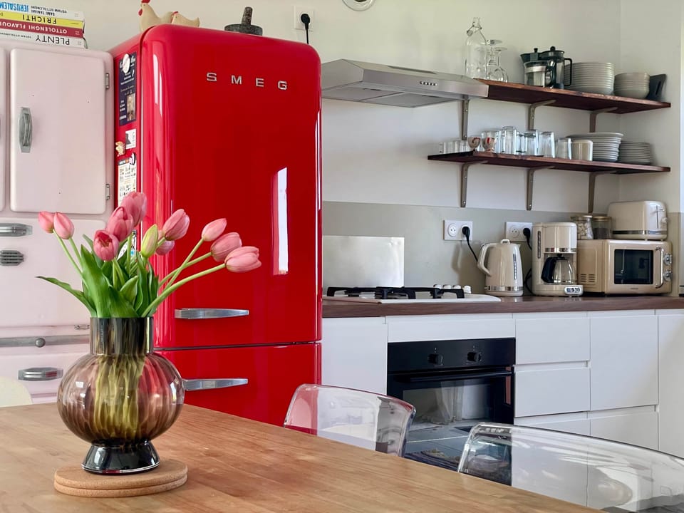 La Maison Rose by Melrose