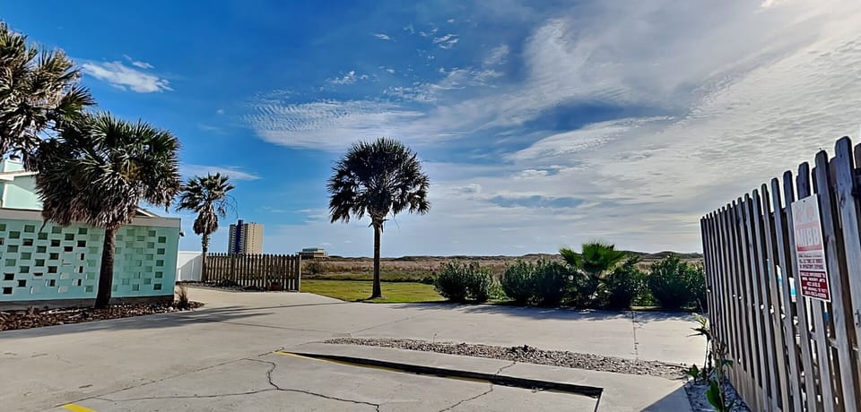 Step to the Beach!