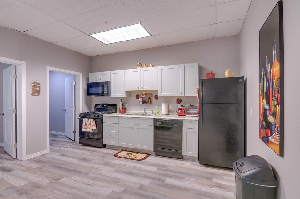 Kitchen | Drip Coffee Maker | Toaster Oven