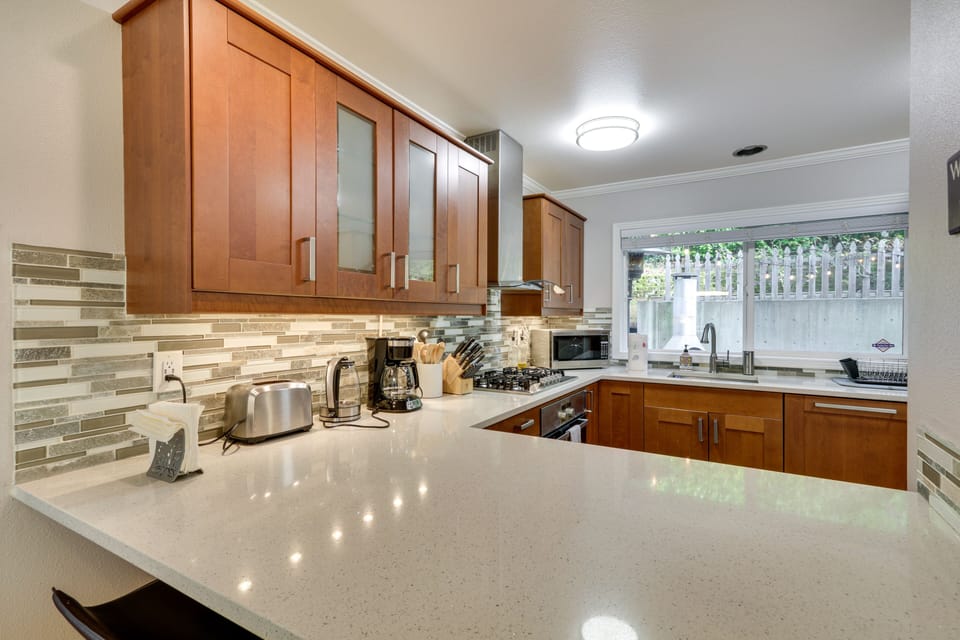 Kitchen | Drip Coffee Maker | Toaster | Cooking Basics | Dishware & Flatware