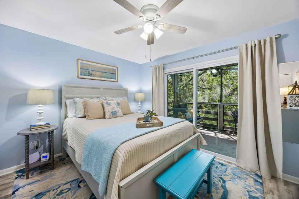 9C Amelia Landings - Primary Bedroom 1
