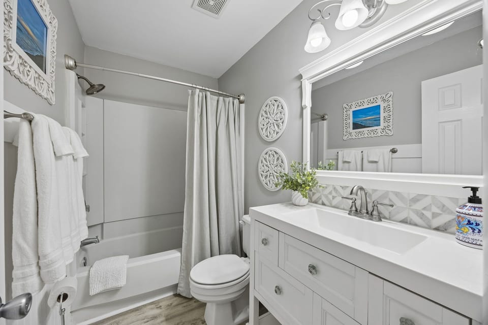 9C Amelia Landings - Guest Bathroom 1