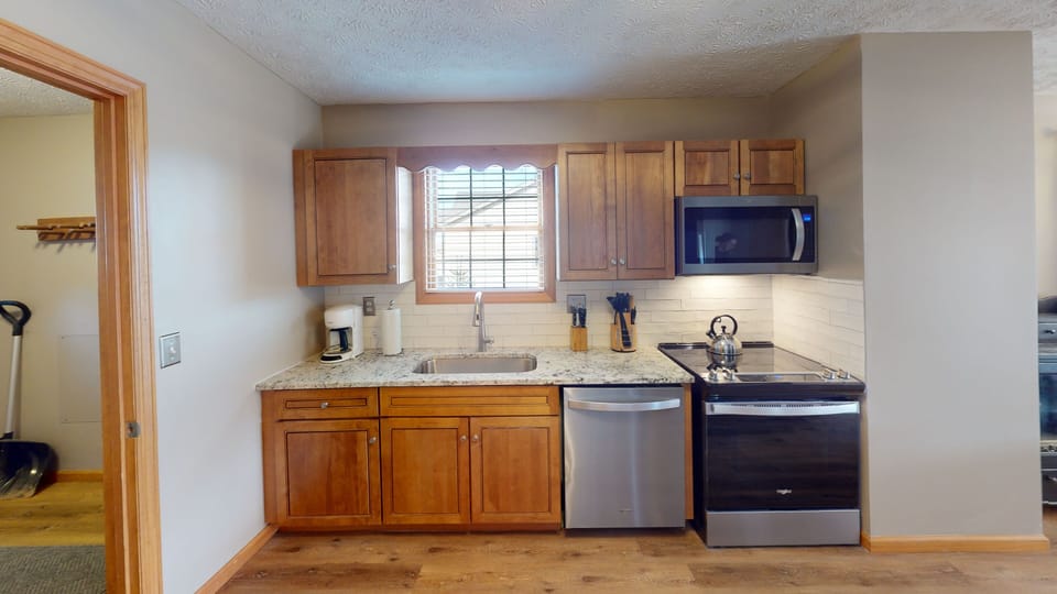 Indoors, Floor, Flooring, Microwave, Oven
