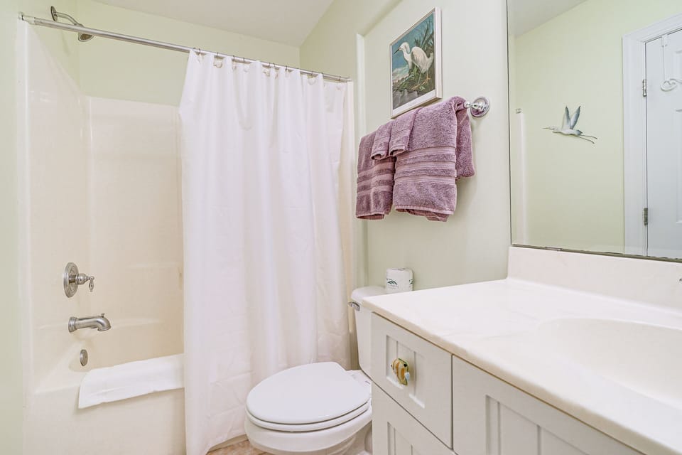 Full Bathroom | 1st Floor