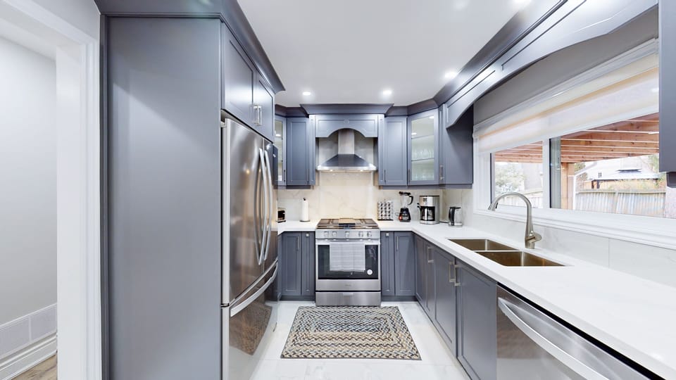 Fully equipped kitchen