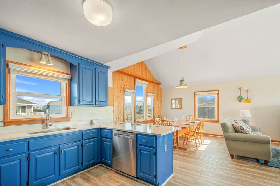 Surf or Sound Realty - 1182 - Island Breeze Avon - Kitchen -1