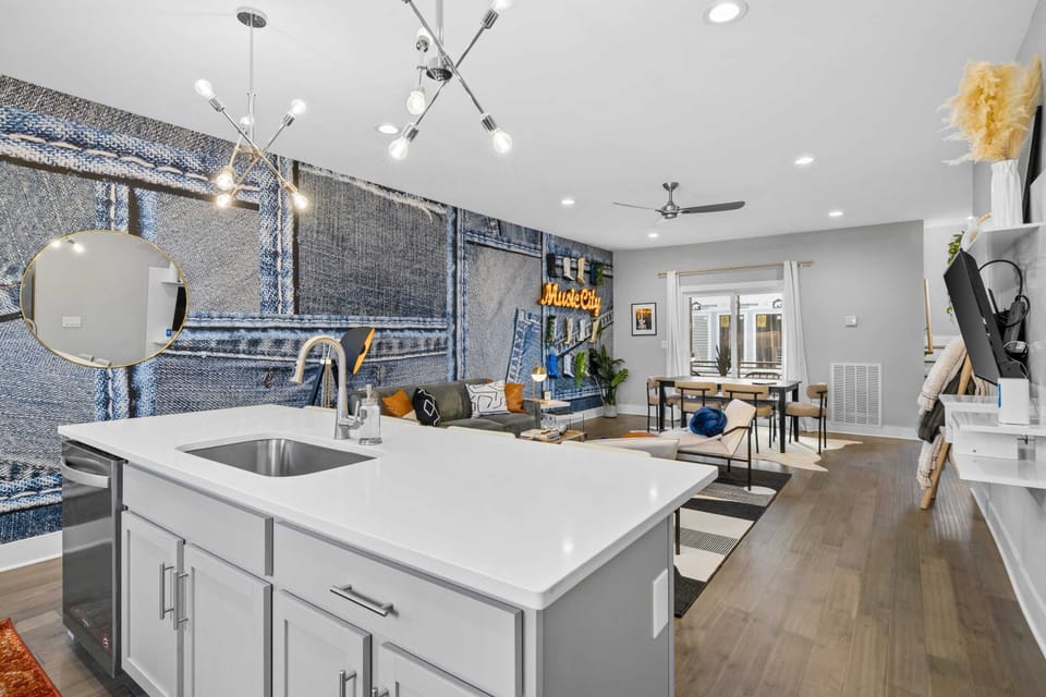 Cook and talk with your friends throughout the living room!