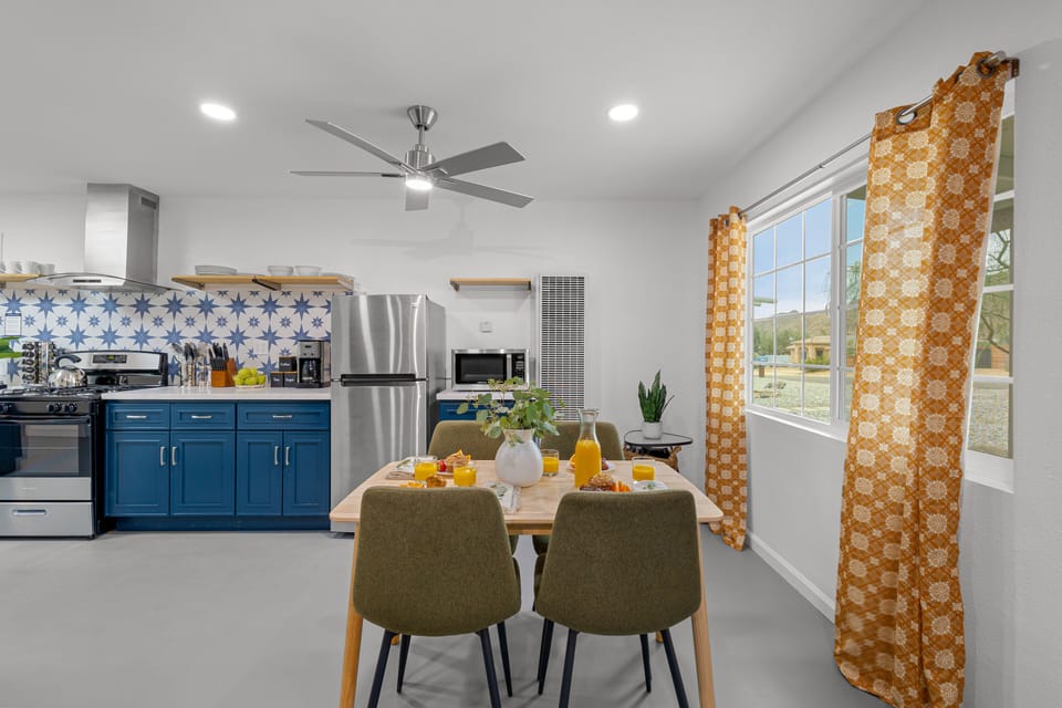 A dining room that's both warm and welcoming. (Tortoise)