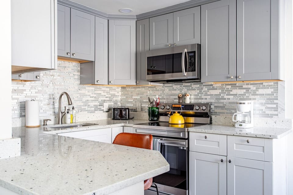 Fully equipped kitchen