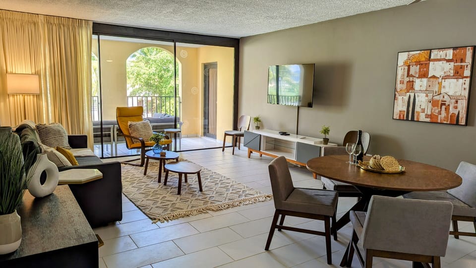 At Villa Palmira you will find a modern and well-equipped living space