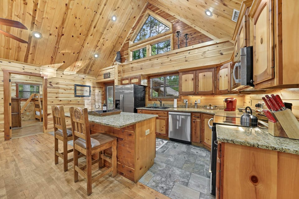 Our fully equipped kitchen has everything you need to make your favorite home-cooked meals.