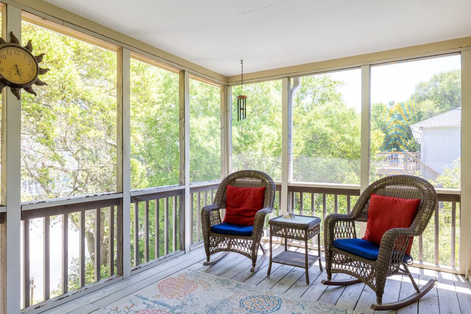 Second Floor Screened in Porch