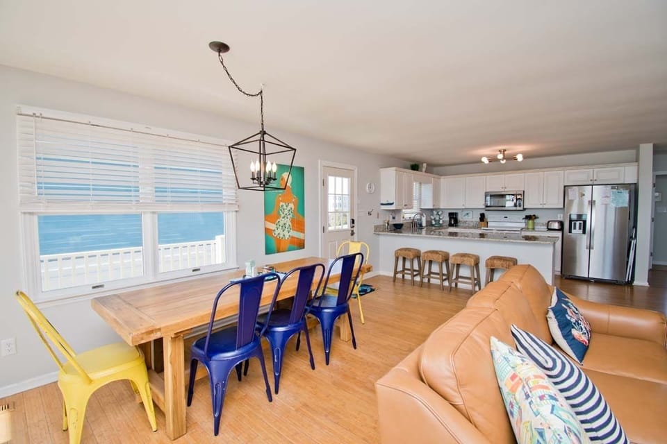 Dining / Kitchen