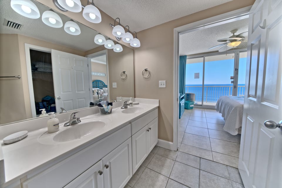 Master Bath double sinks