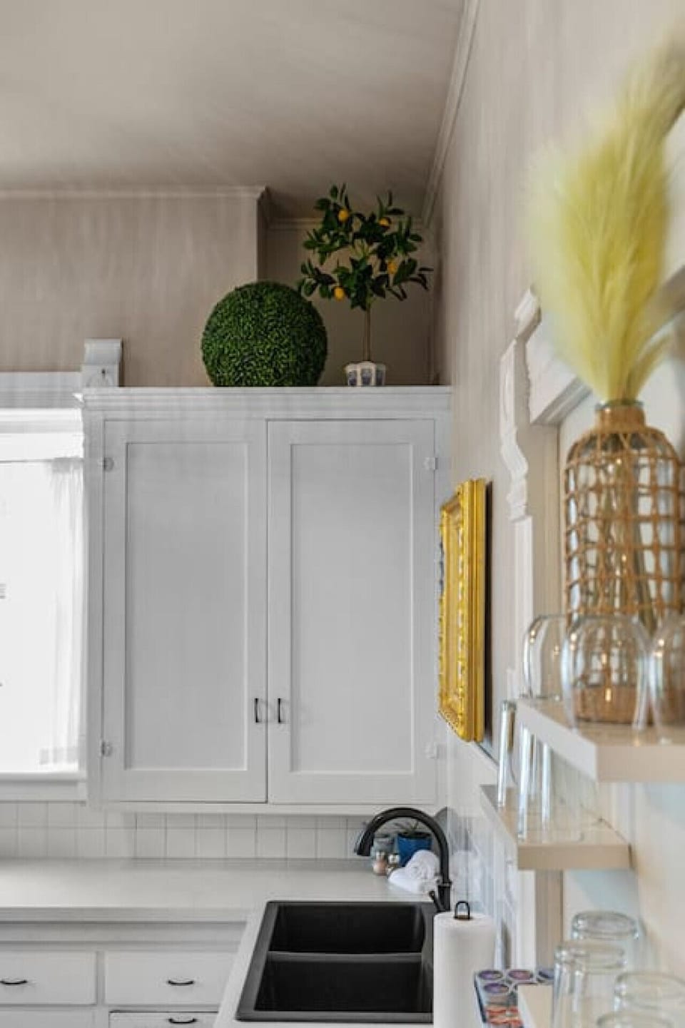 Lots of storage space in the kitchen.