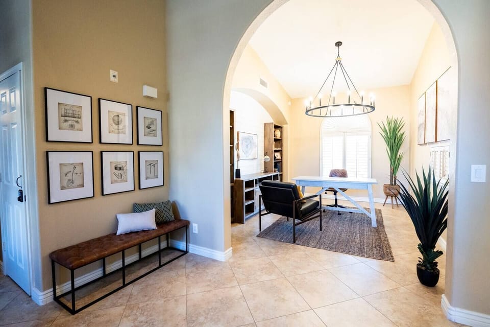Entry way and office in scottsdale AZ 