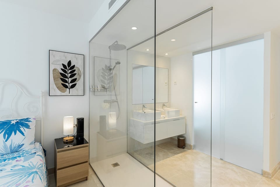 Bedroom 1 shower