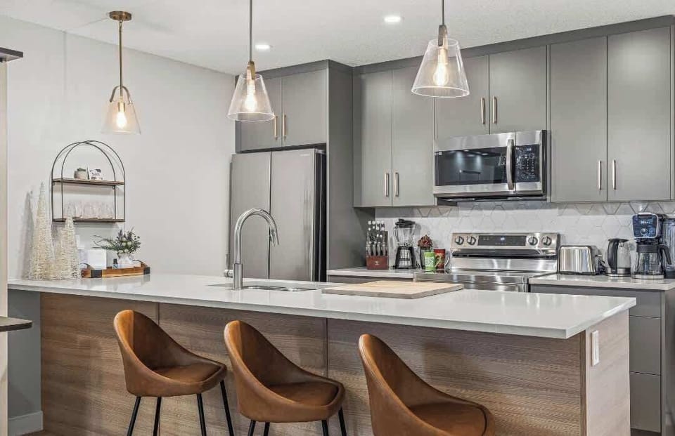 Fully stocked Kitchen. 