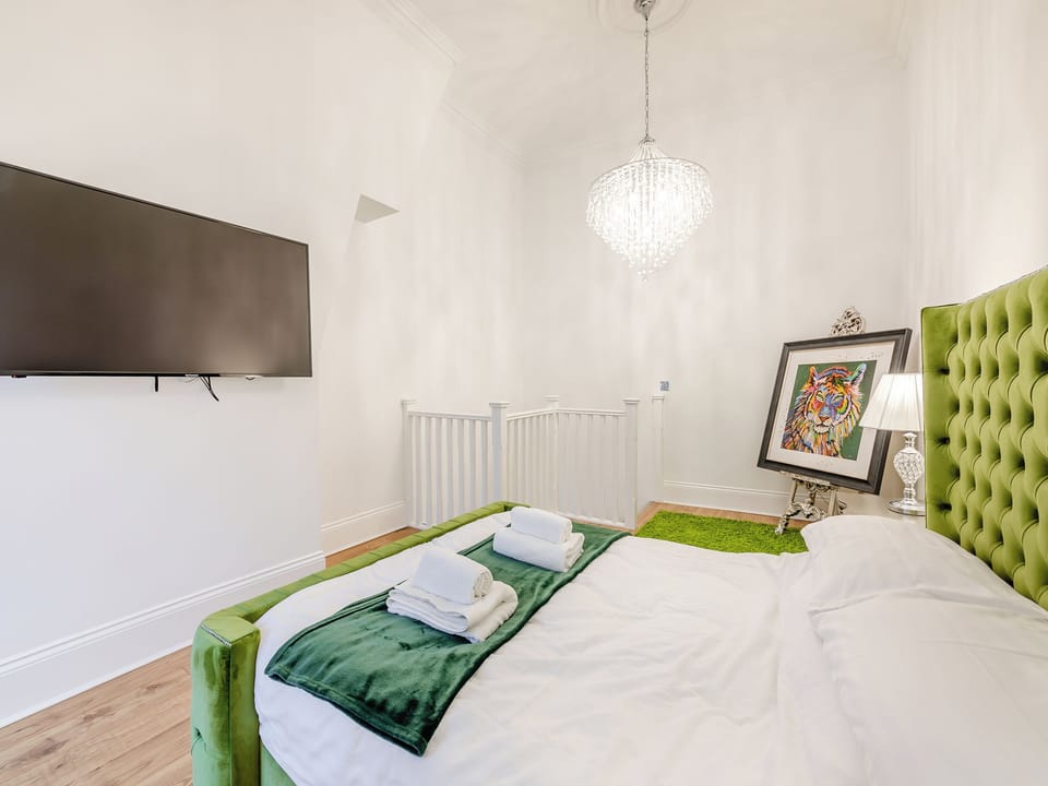 Double bedroom | Violet Cottage - Ridley House, Yarm