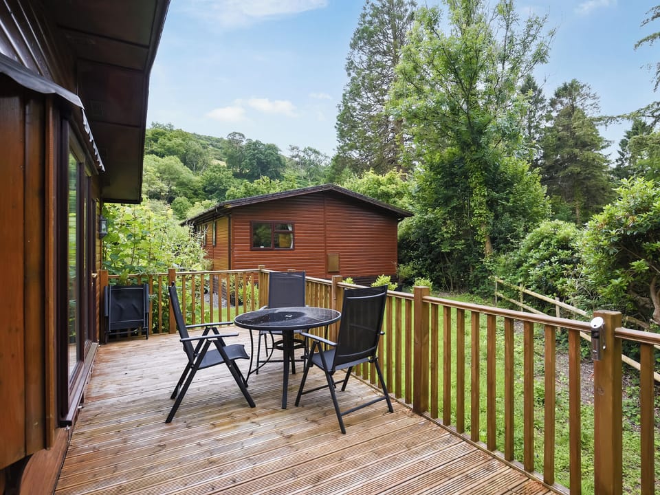 Decking | The Beehive C29 - Garth Holiday Park, Machynlleth