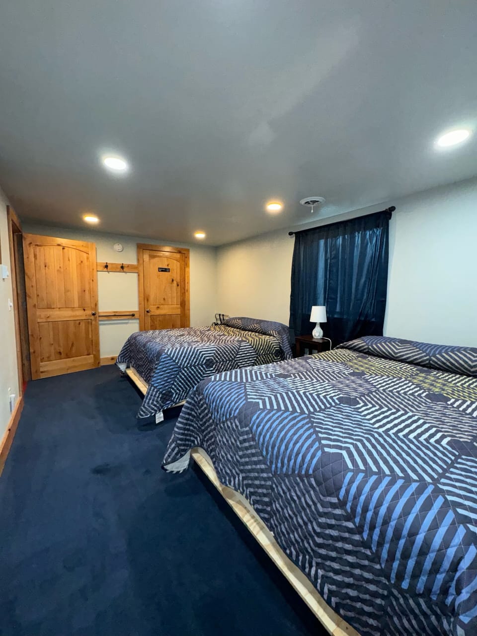 Lower-level bedrooms. Two queen beds. 