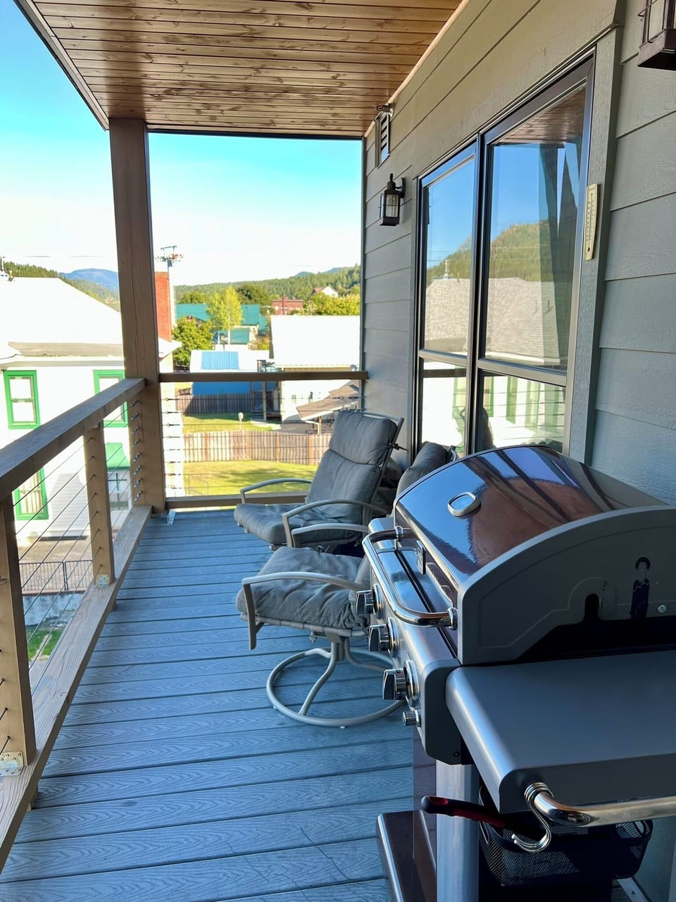 Or sit down a relax and enjoy the views or tend to the gas grill. 