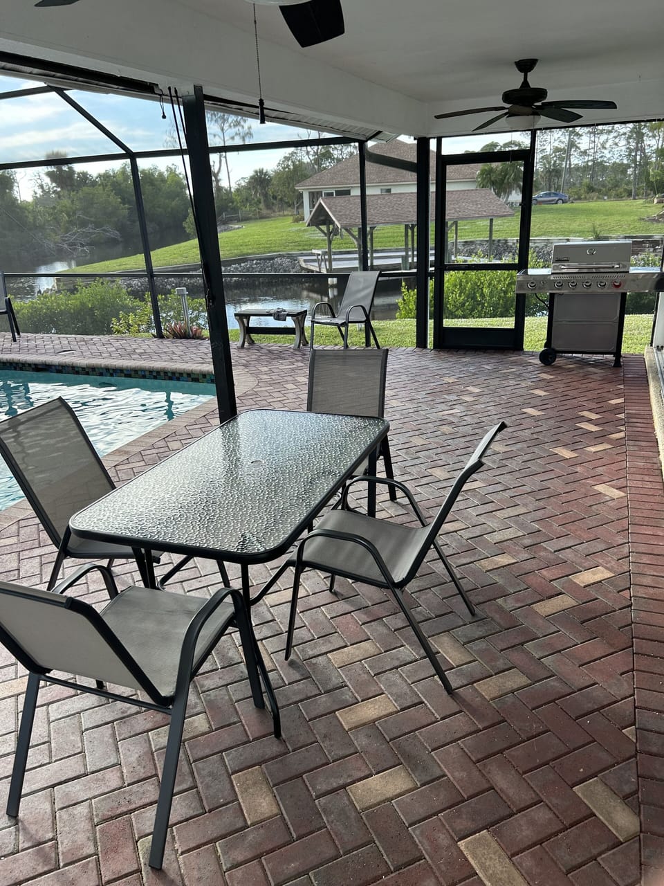 Sitting Area at Pool