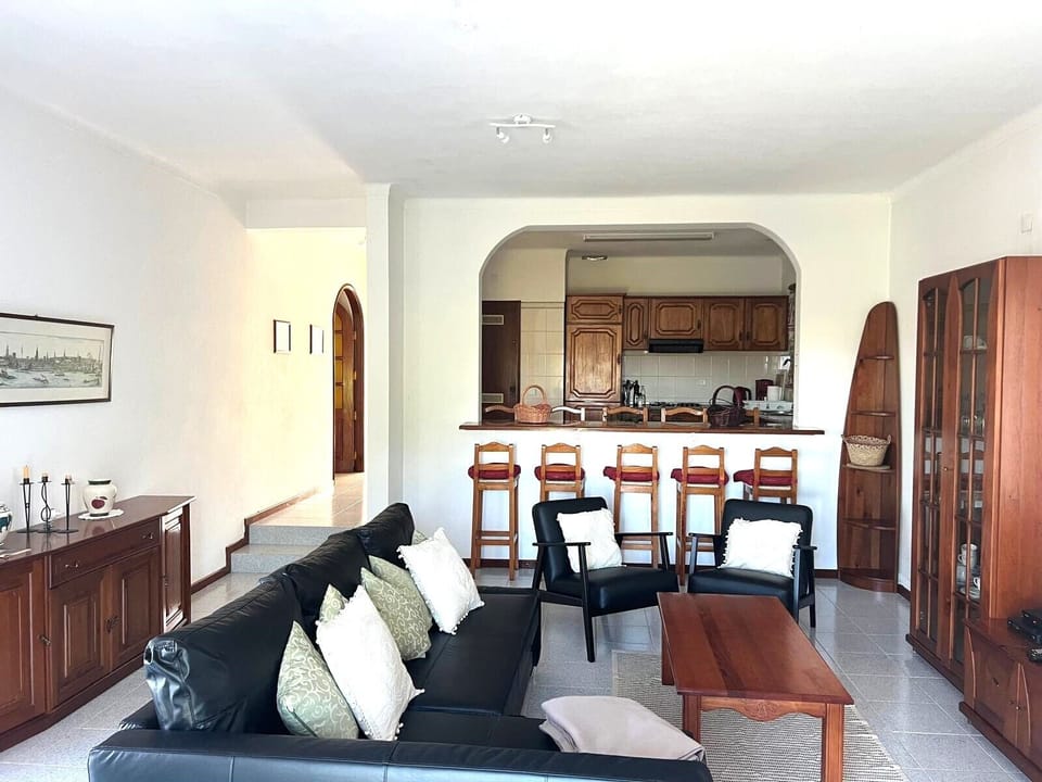 Casa Flora - Living room with Sofá-bed and with fire place