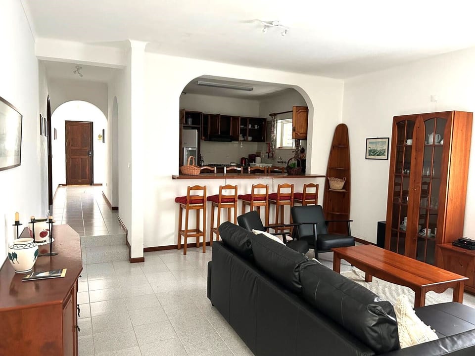 Casa Flora - Living room with Sofá-bed and with fire place
