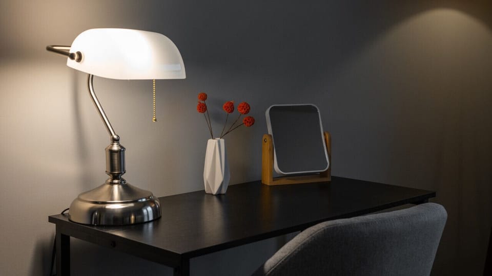 Third bedroom with workstation perfect for focus time.