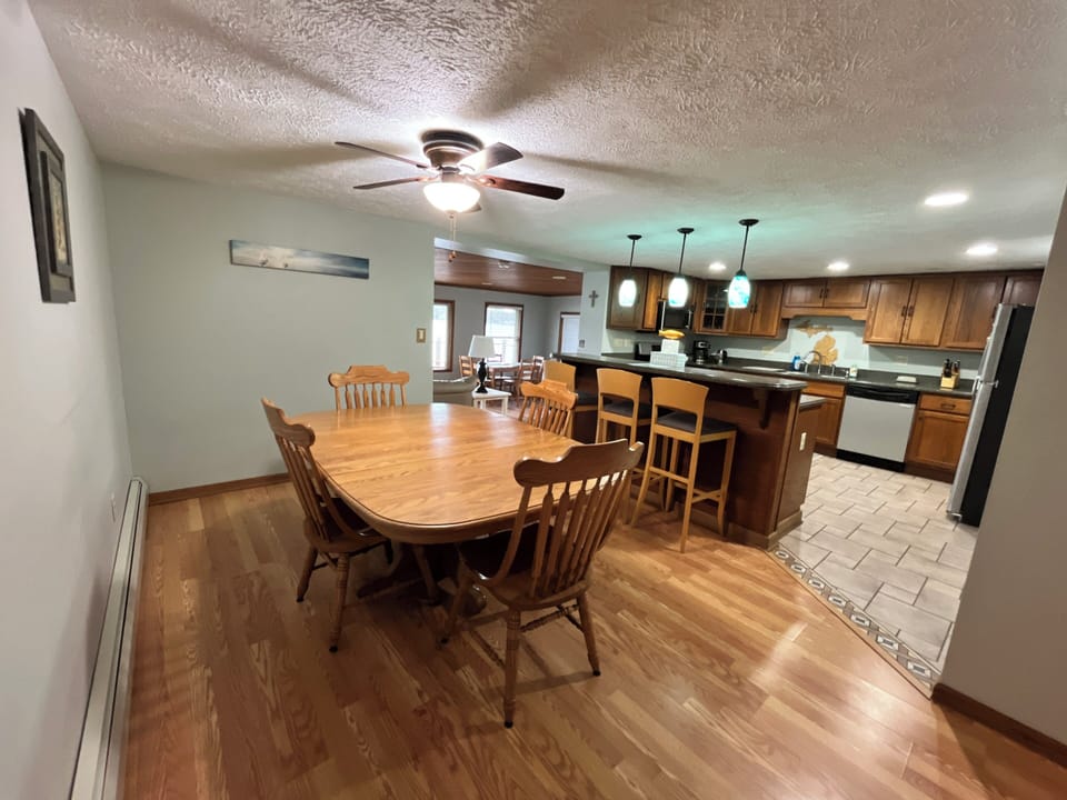 Kitchen and dining room. 