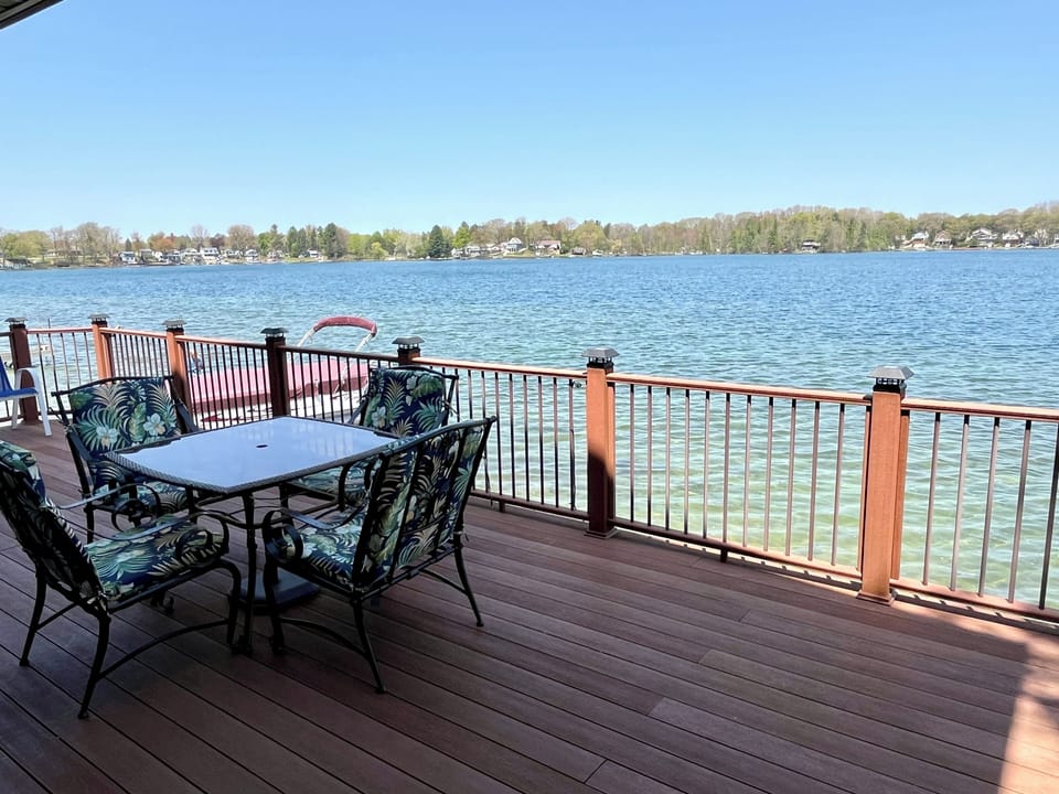 Deck to relax