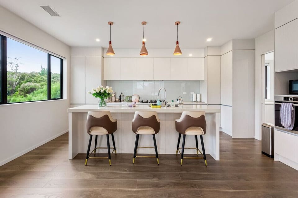 Grand Retreat with spa pool and parking House in Auckland