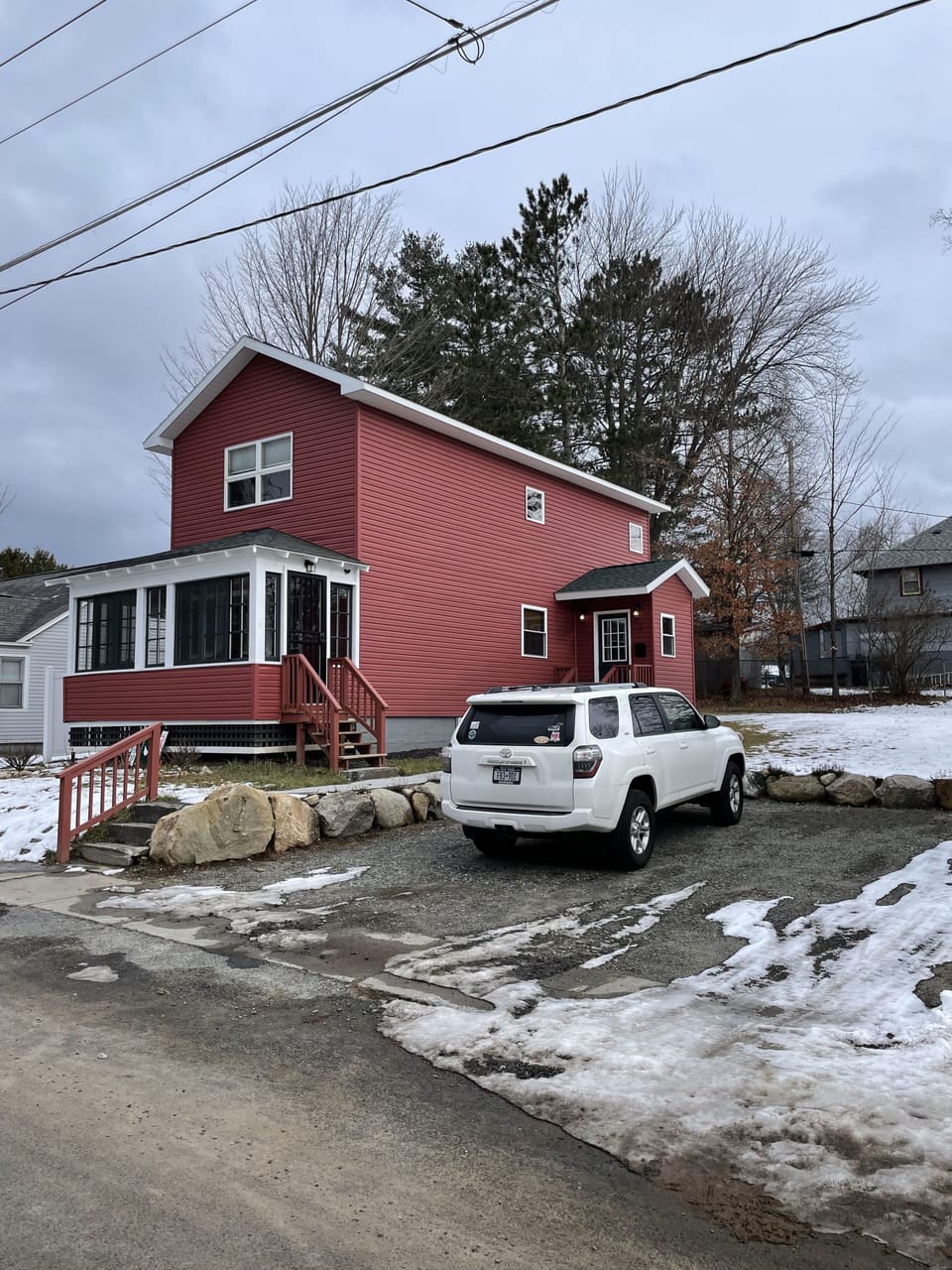8 McLaughlin Ave