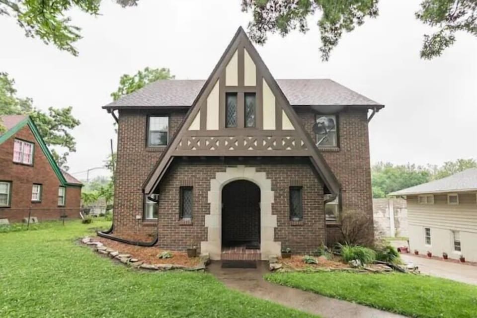 Beautiful cottage near Ingersoll