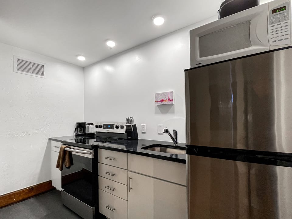Fully equipped kitchen
