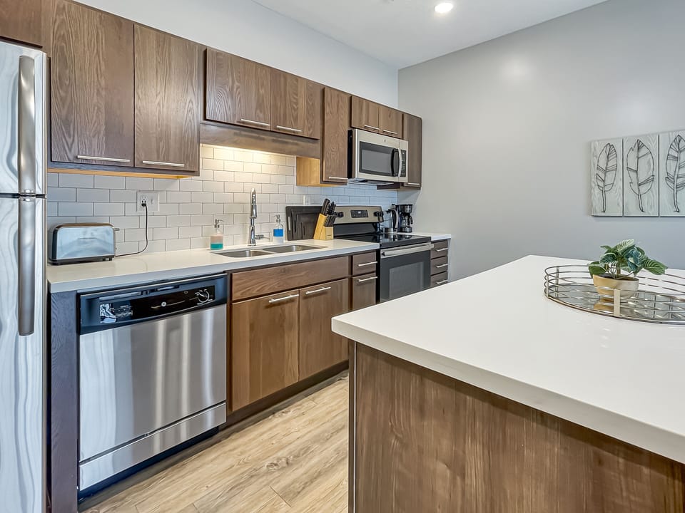 Fully furnished Kitchen - Easy to cook and quick to serve