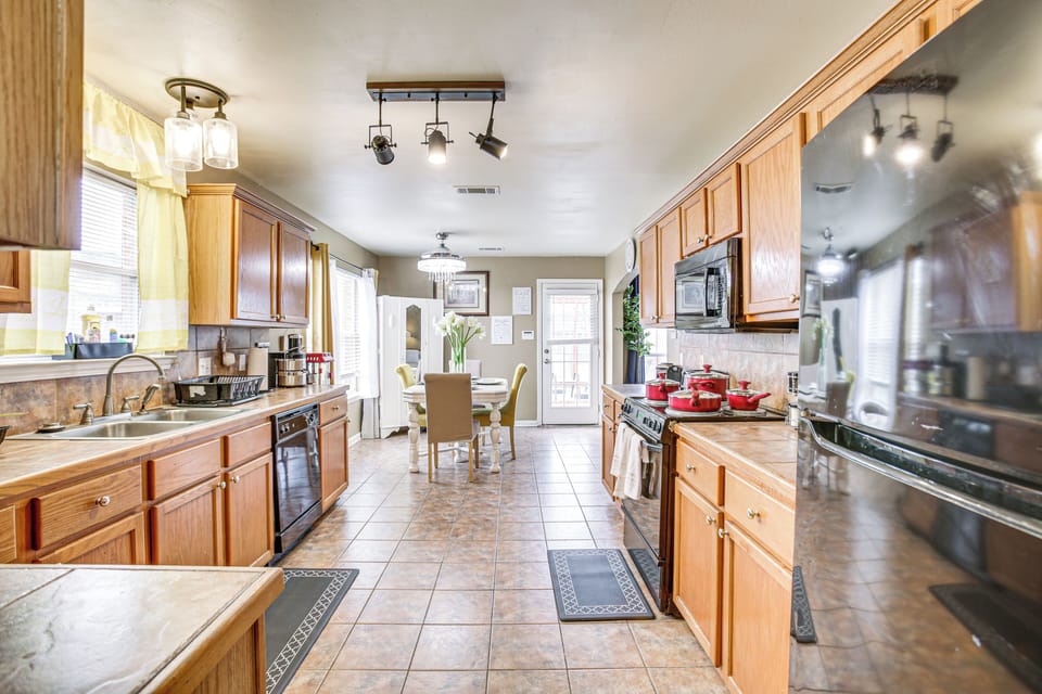 Kitchen | 1st Floor | Dishwasher | Drip Coffee Maker | Air Fryer