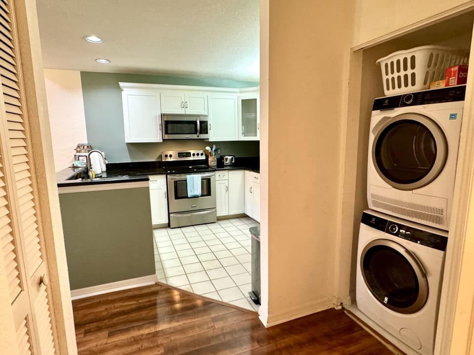 New washer & dryer, two linen closets with all new beach and bath towels.