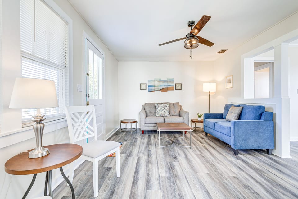 Grove Hill Vacation Rental | 3BR | 1BA | Stairs to Access | 1,231 Sq Ft