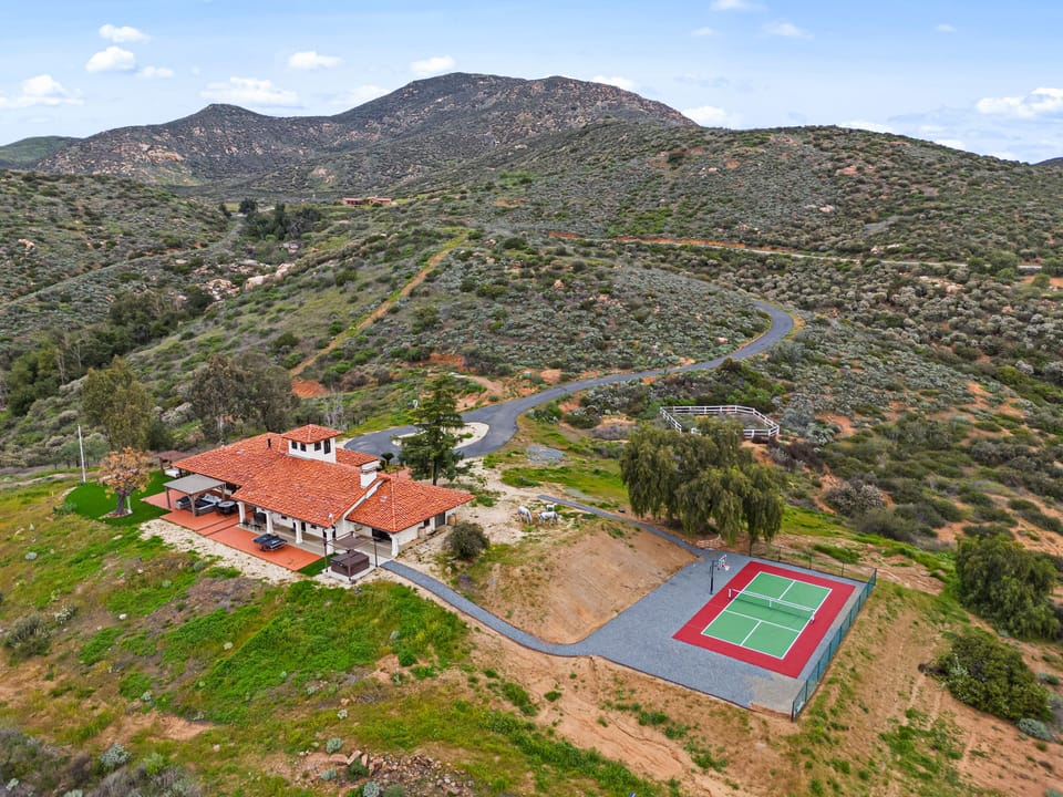 Everything you need for the perfect getaway.