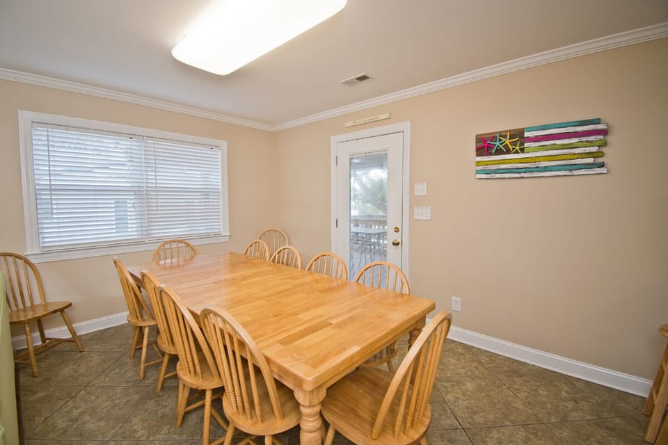 Level One Dining