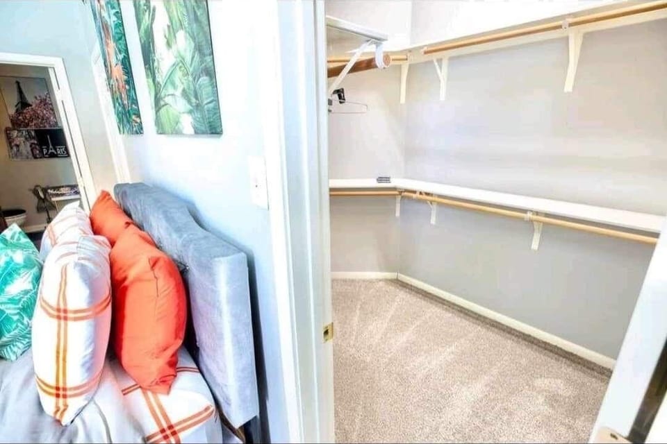 51858087-a698-45a6-9f95-d4d6405230bf