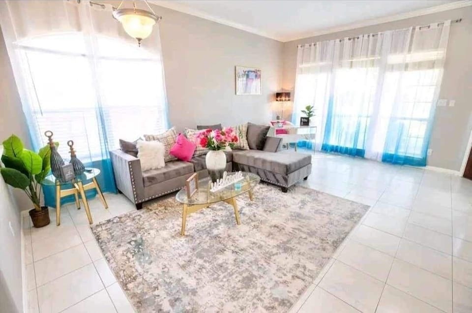 Spacious Living room perfect for everyone to relax and unwind!