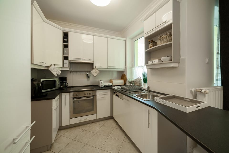 Four bedroom apartment (210) 9