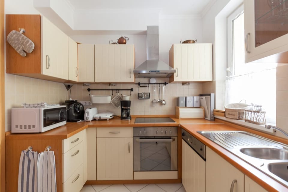Four bedroom apartment 110 3