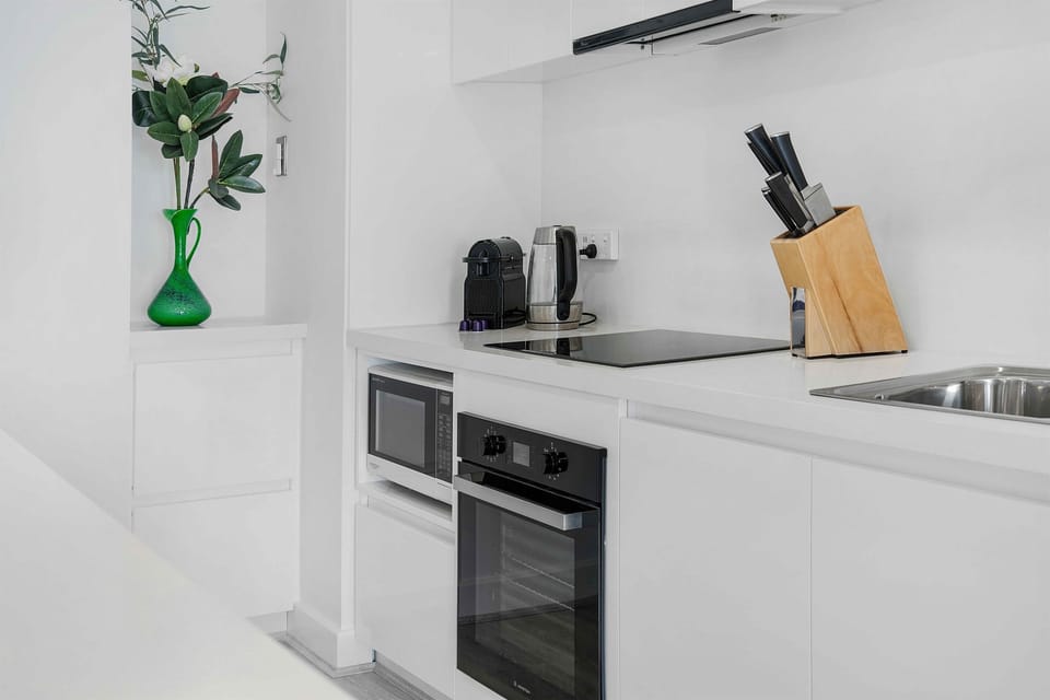 Modern Kitchen - Fully equipped