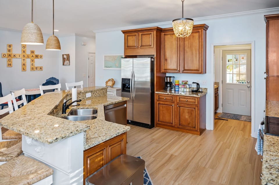 Kitchen area (2)